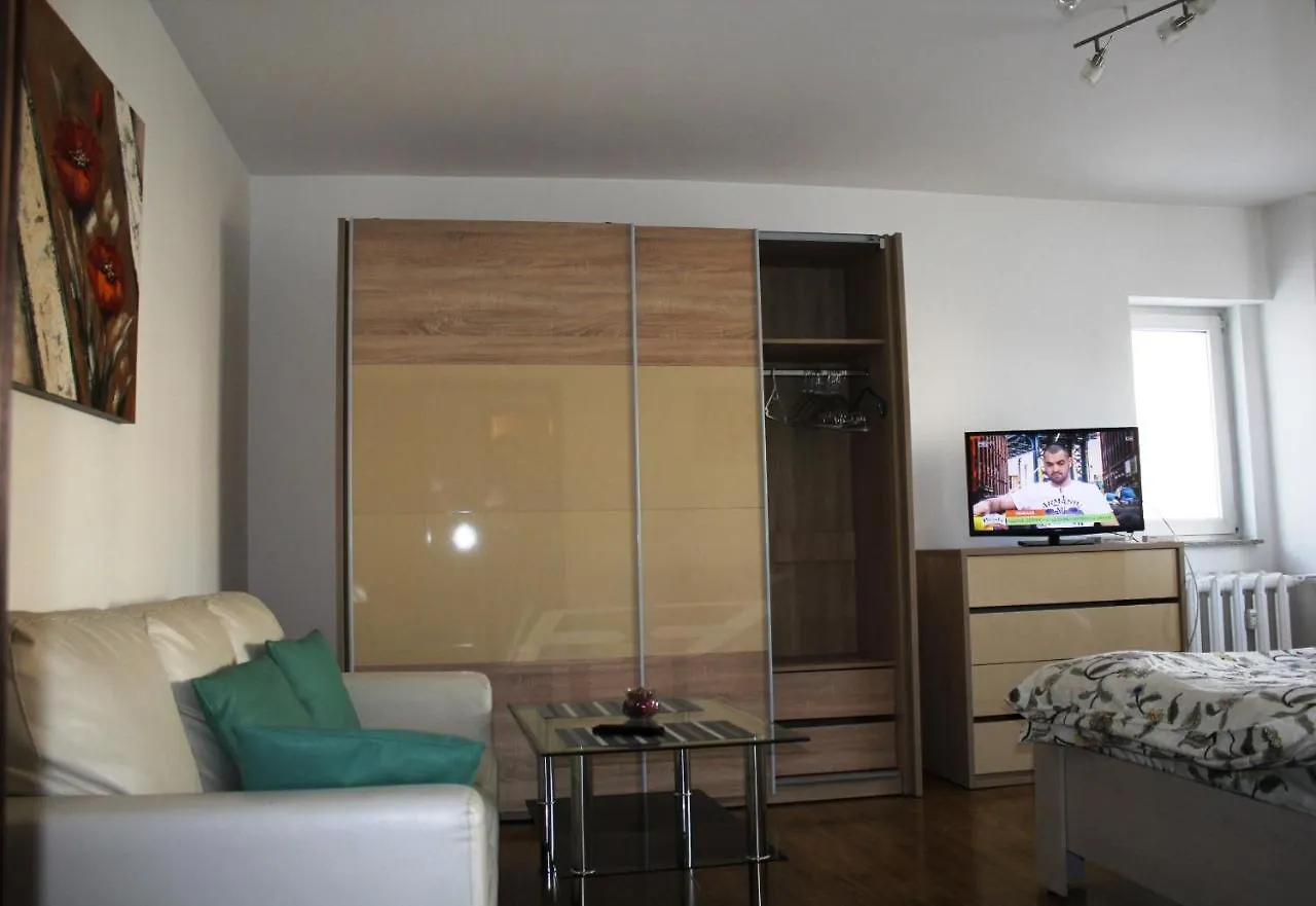 Alba Iulia Square, Premium Studio 2 Bucharest